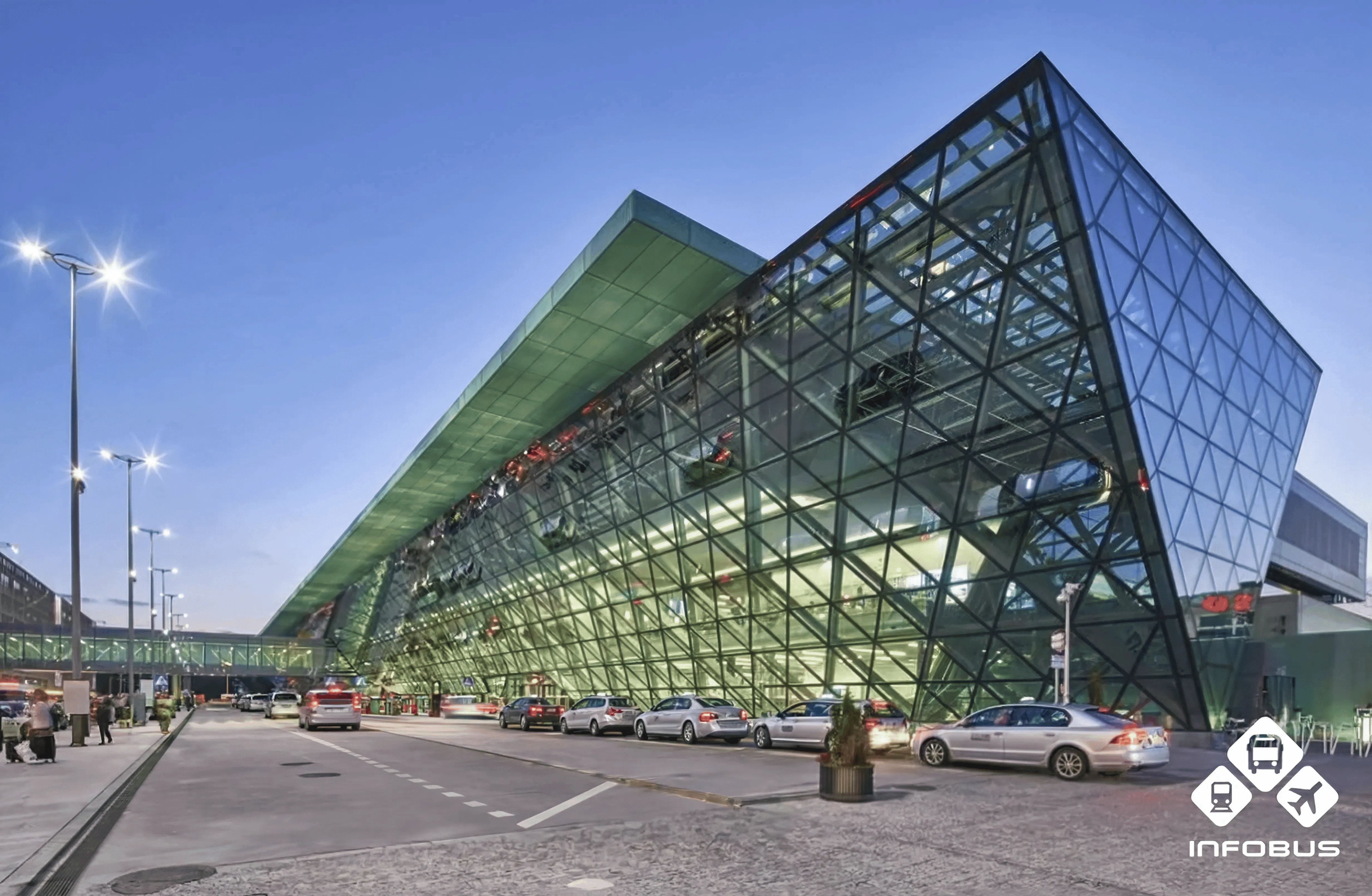 Aeroportul Cracovia: cum să ajungi și să pleci din oraș